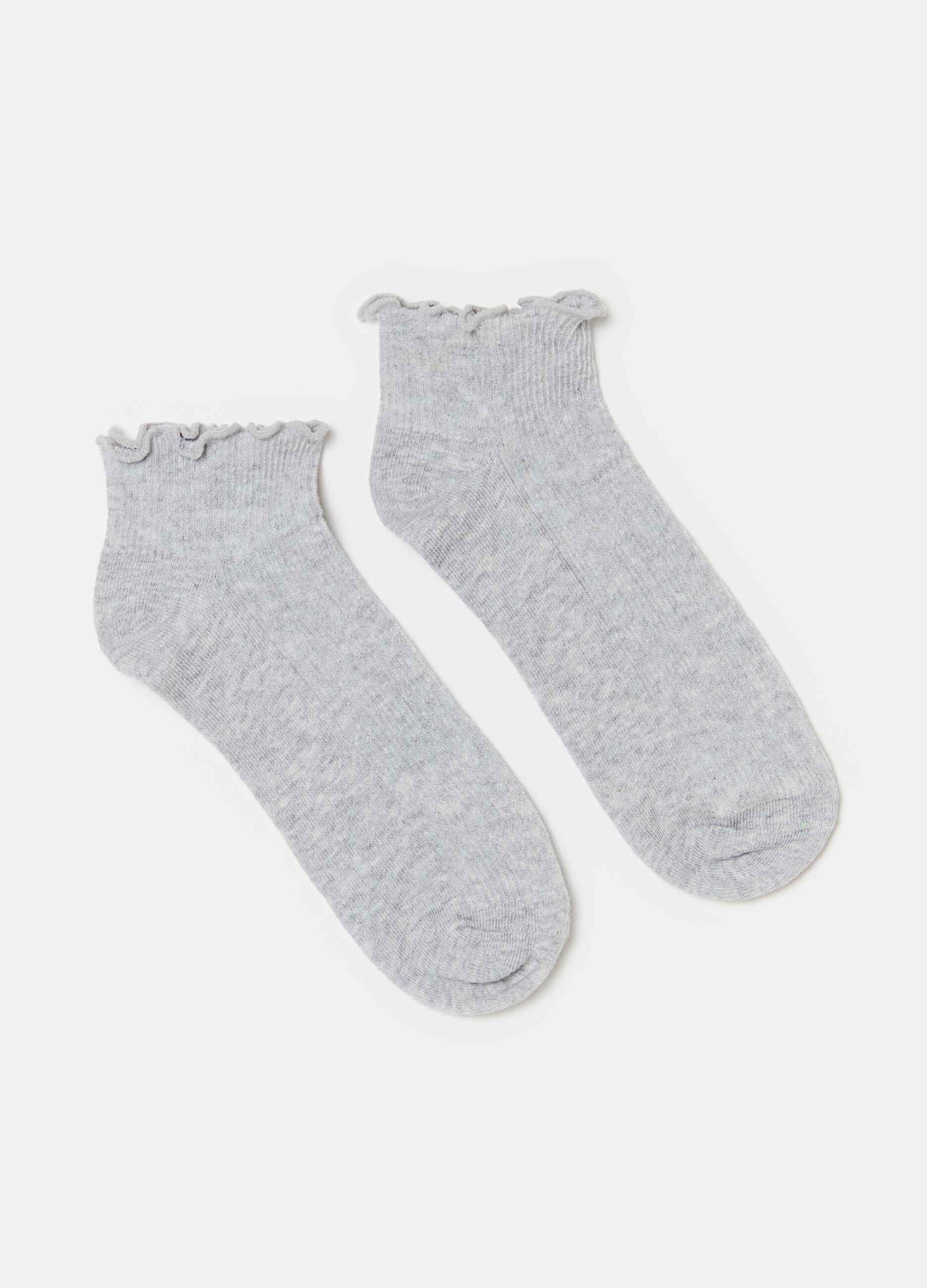 Three-pair pack short socks in organic cotton