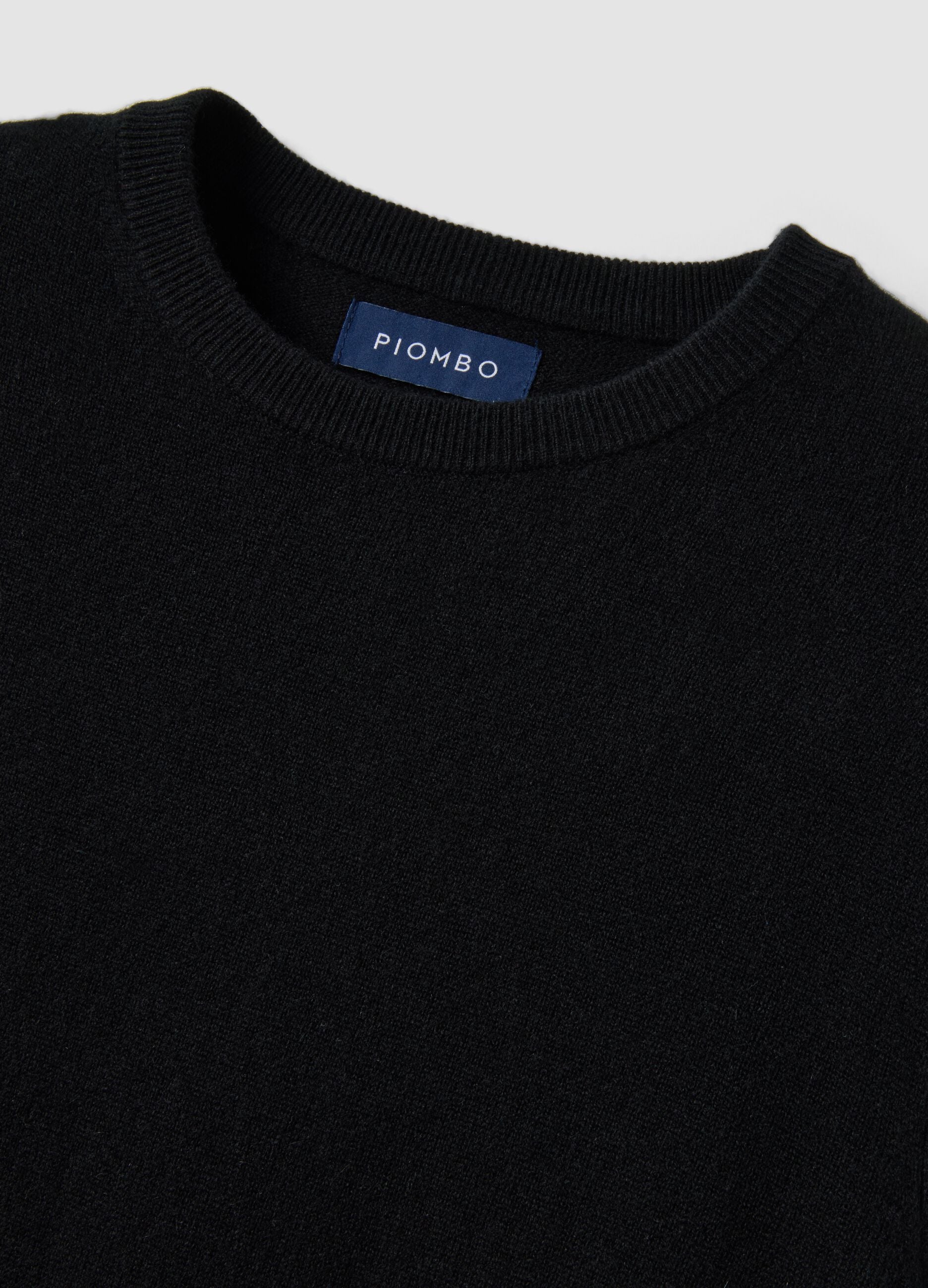Schwarzer Pullover aus reinem Kaschmir, Regular Fit