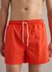Orangefarbene Badeshorts mit elastischem Bund und Kordelzug_1