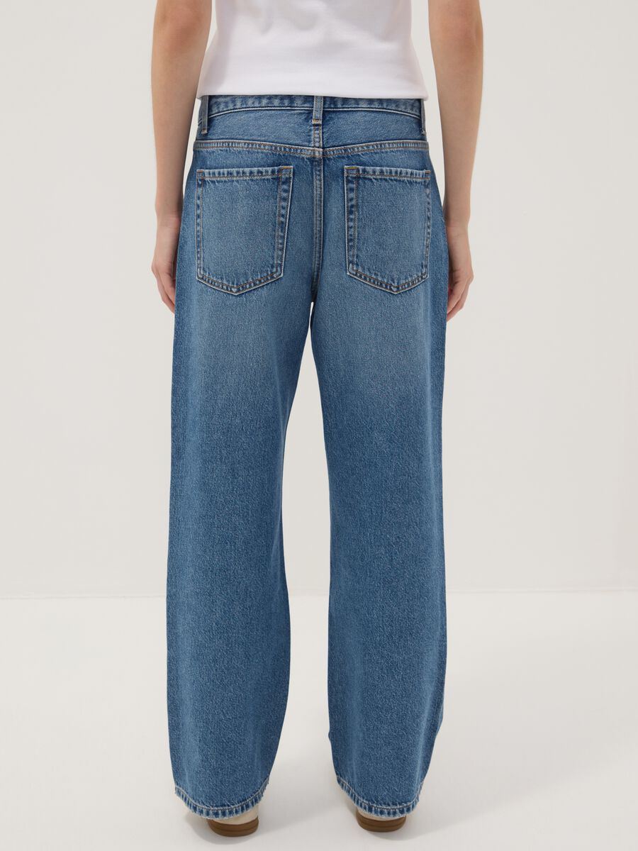 Straight-Fit-Jeans aus reiner Baumwolle in Blau-Denim_2