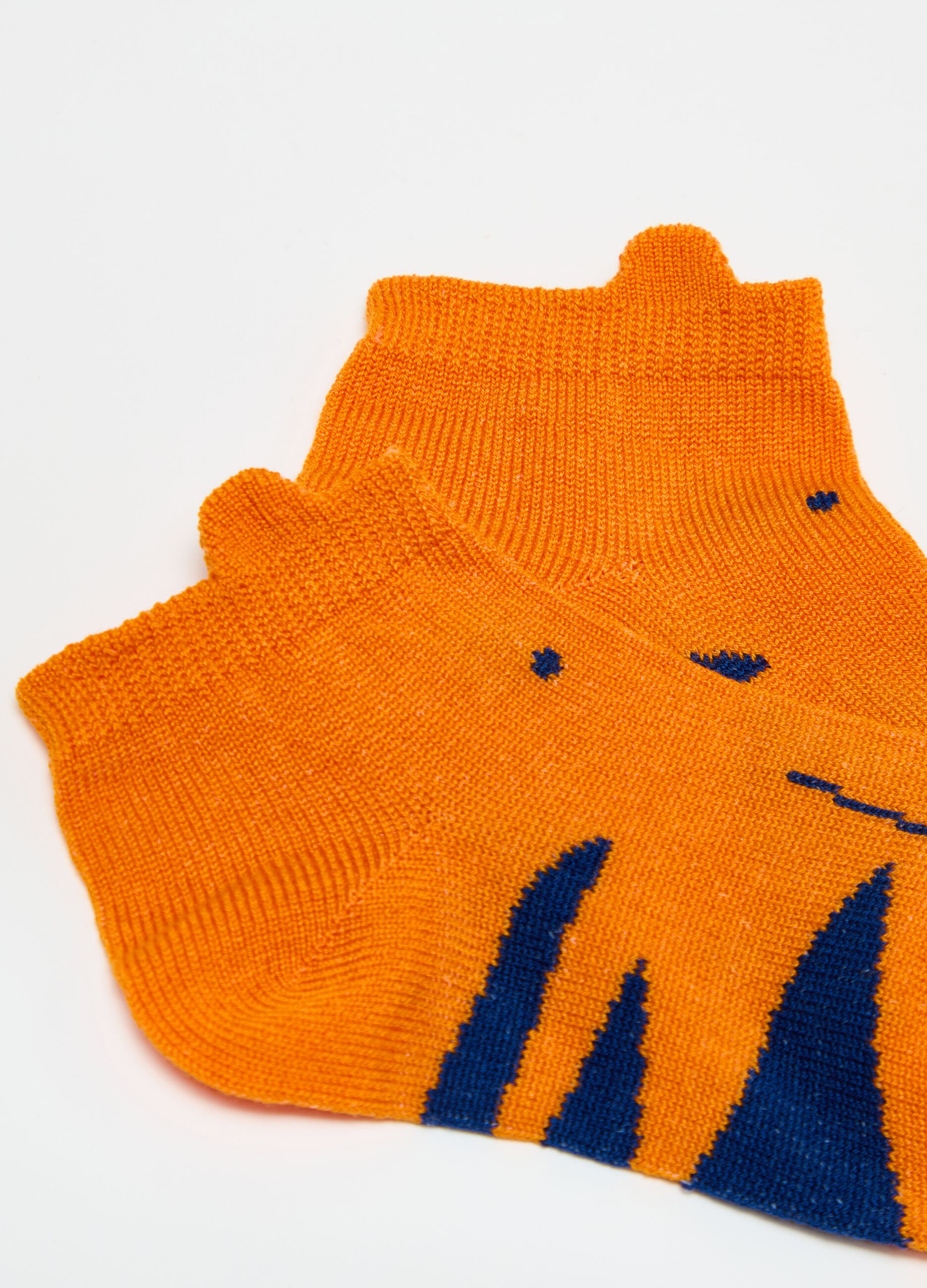 Three-pair pack short socks with tiger design