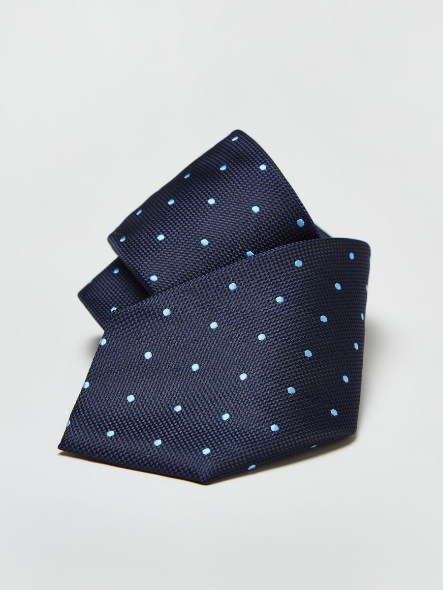 Micro patterned tie with polka dot embroidery_2