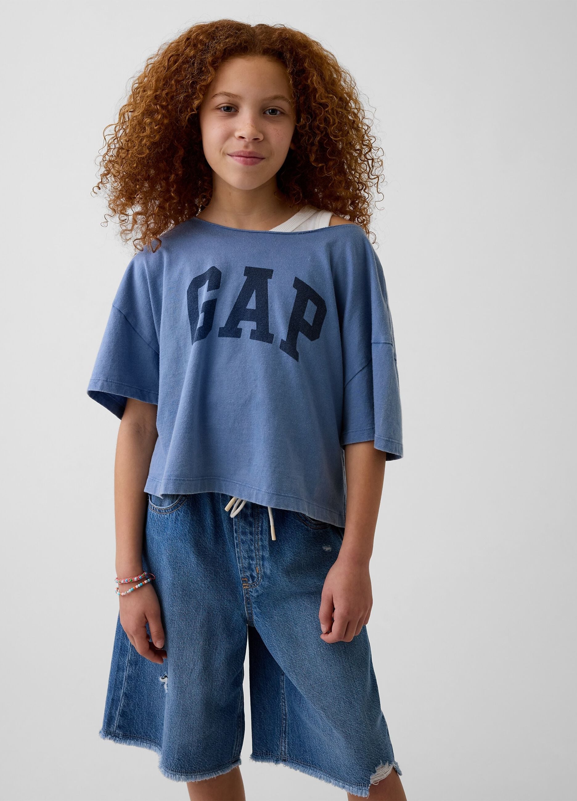 Short-sleeved T-shirt with GAP logo