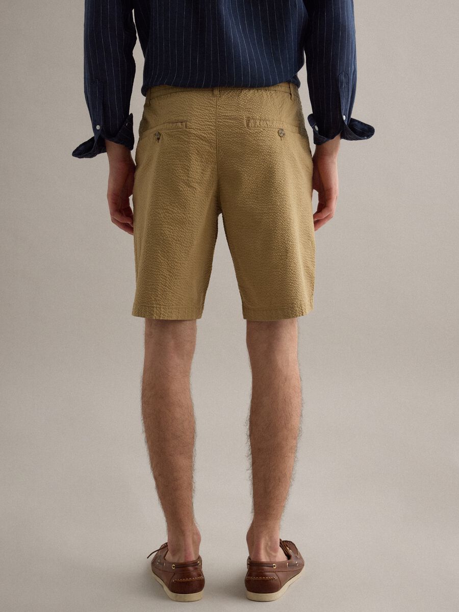 Beige Chino-Shorts aus Stretch-Baumwolle, Regular Fit_2