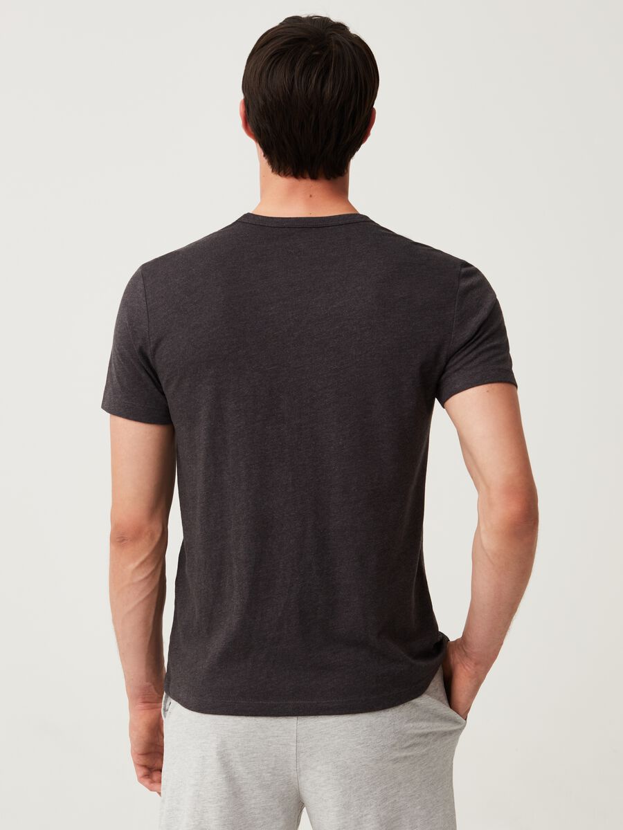 Two-pack jersey undershirts with V neck_2