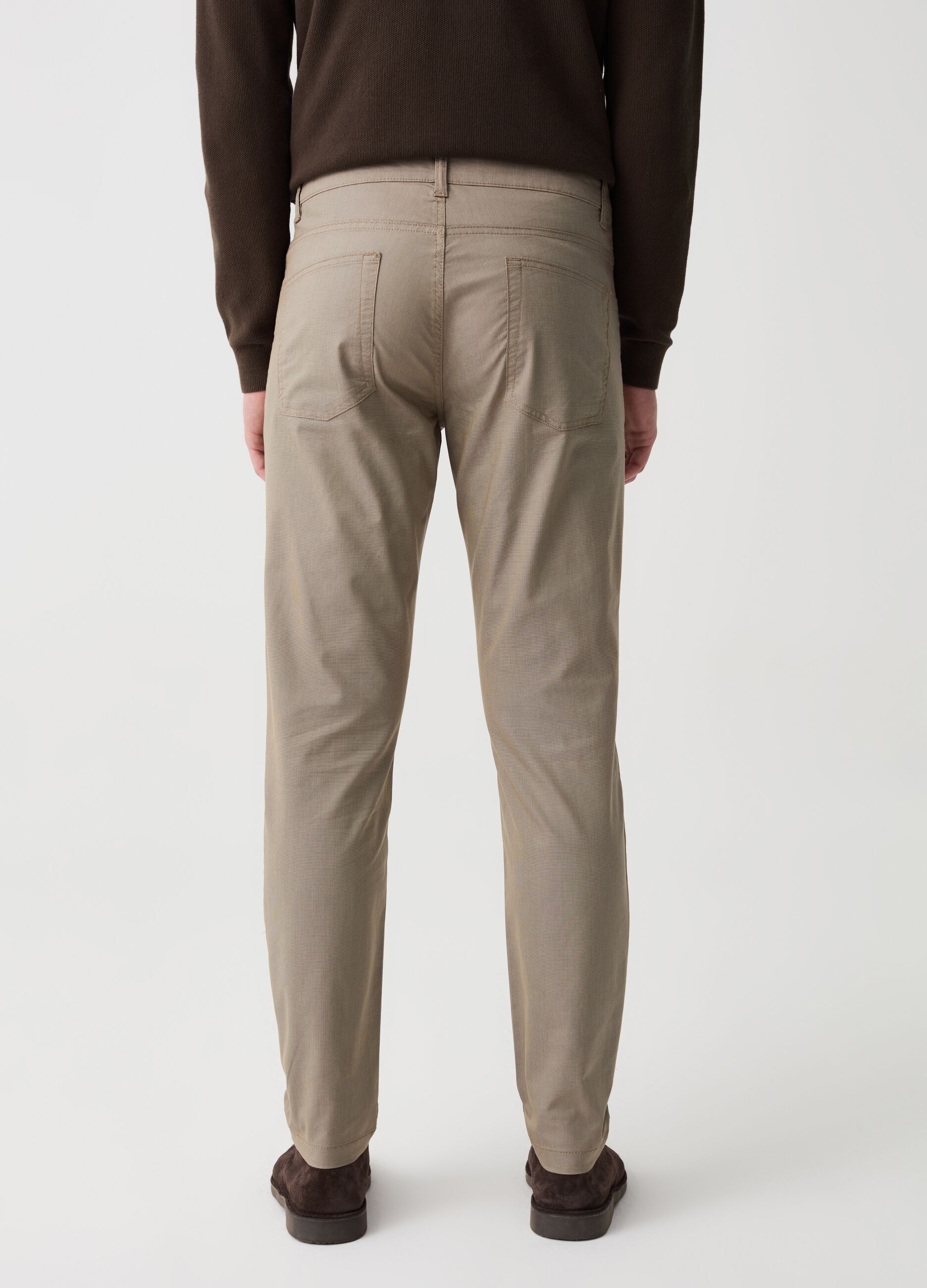 Pantalone cinque tasche con micro trama