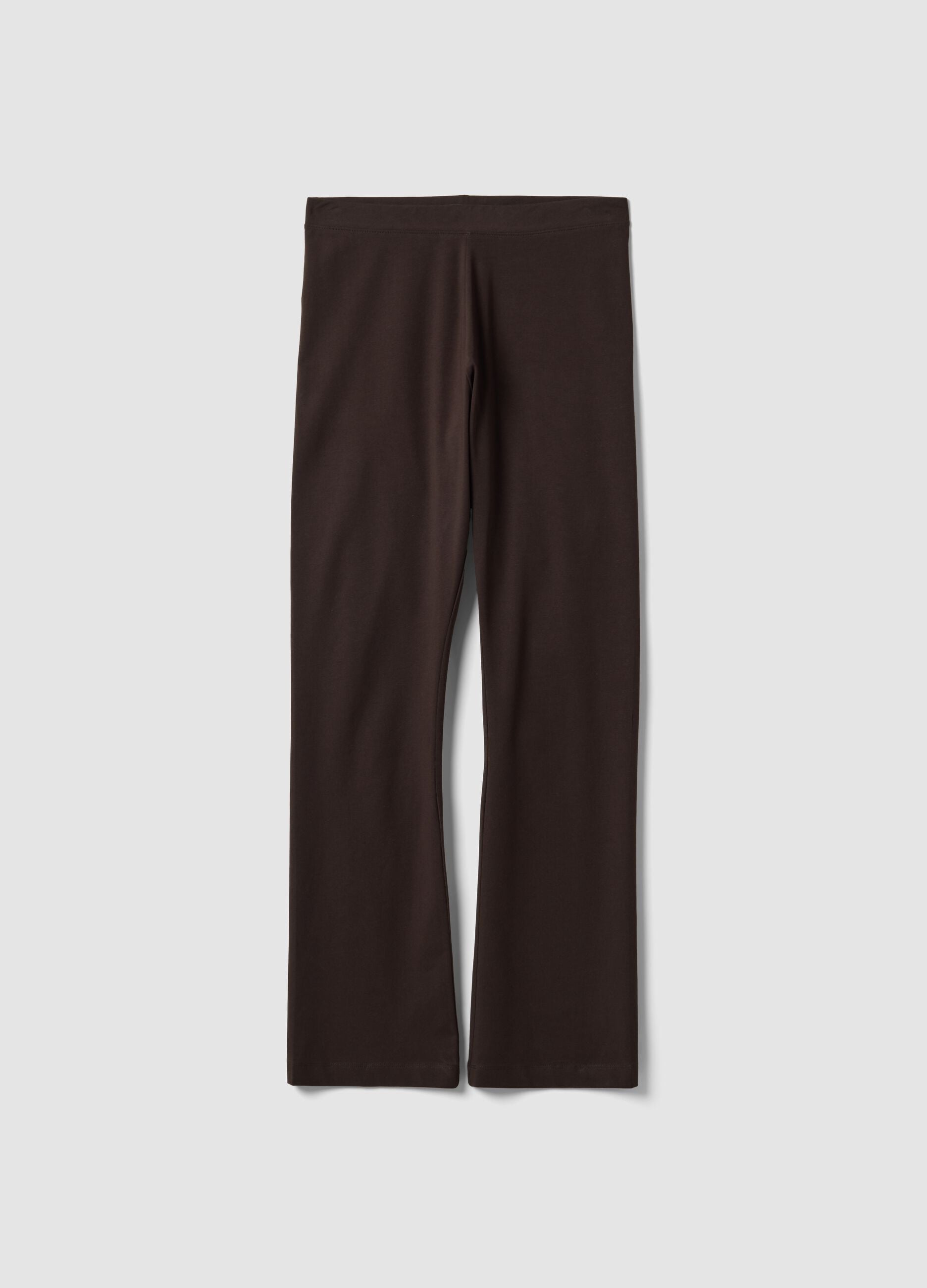 Leggings castanhas &agrave; boca de sino em algod&atilde;o el&aacute;stico
