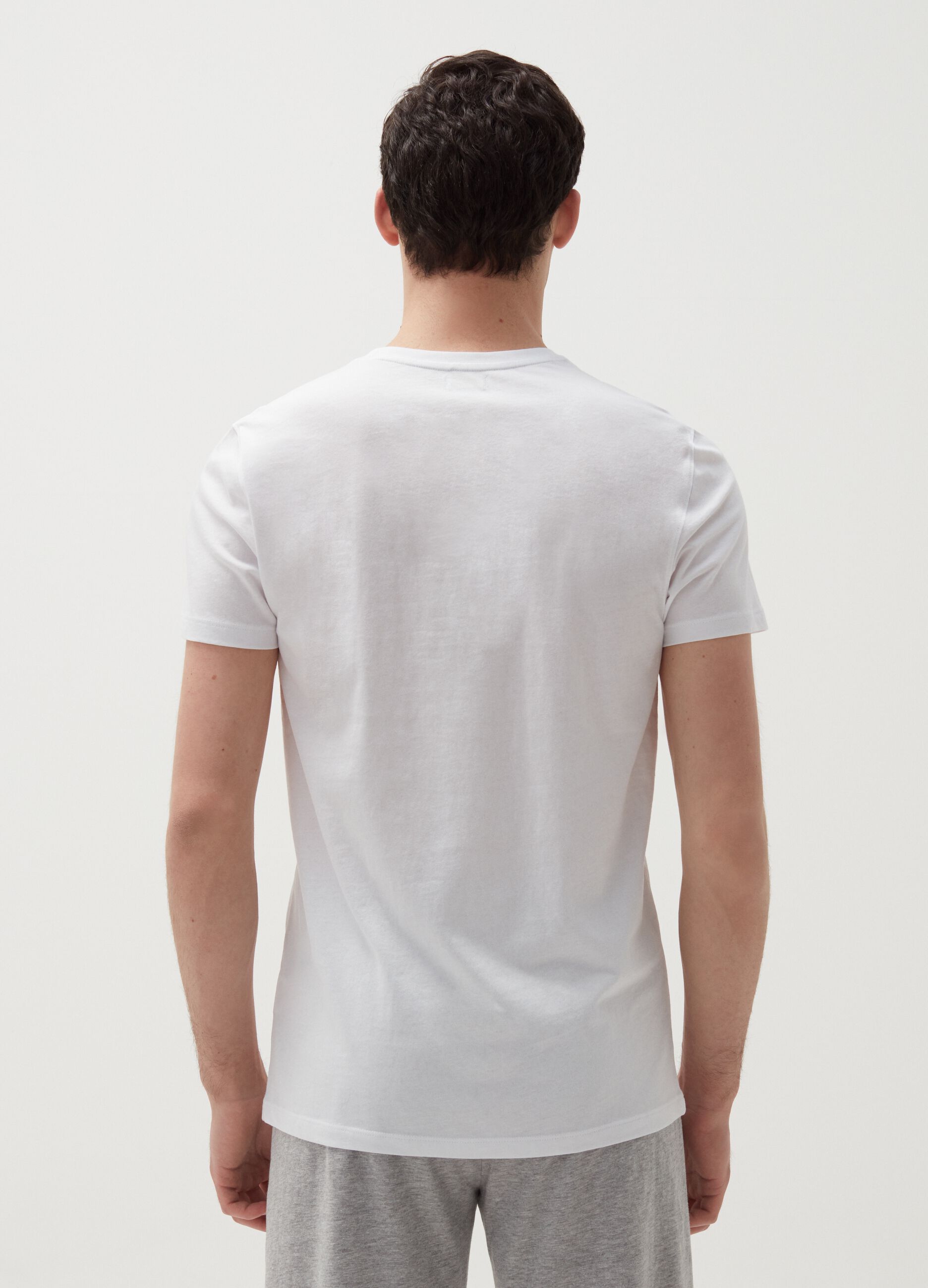 Camiseta interior de algodón Supima cuello de pico