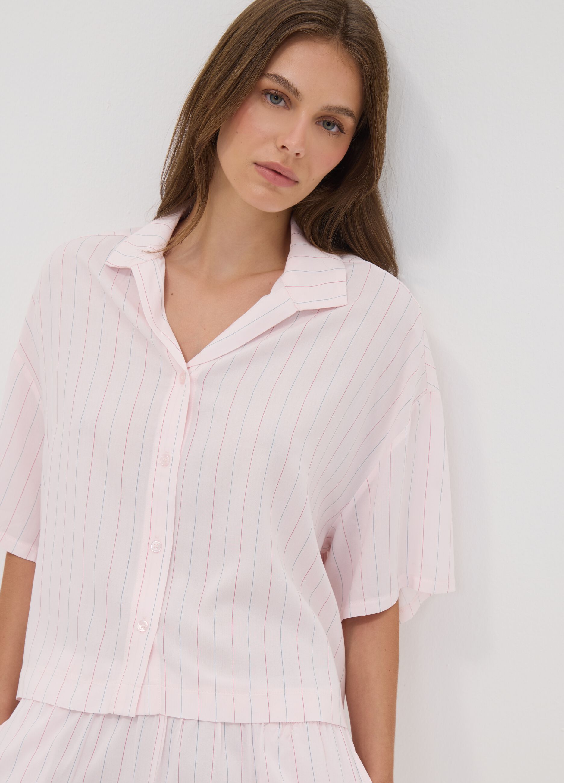 Pink pure viscose striped V-neck pyjamas, regular fit