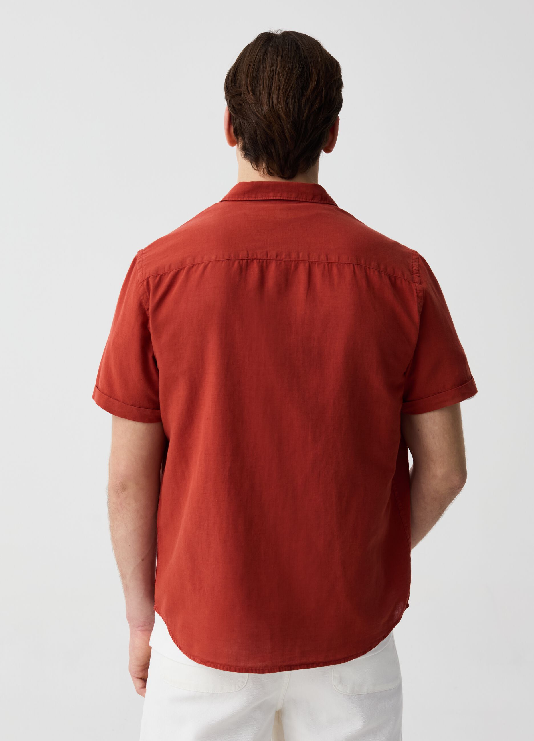 Camisa de manga corta de algodón y lino