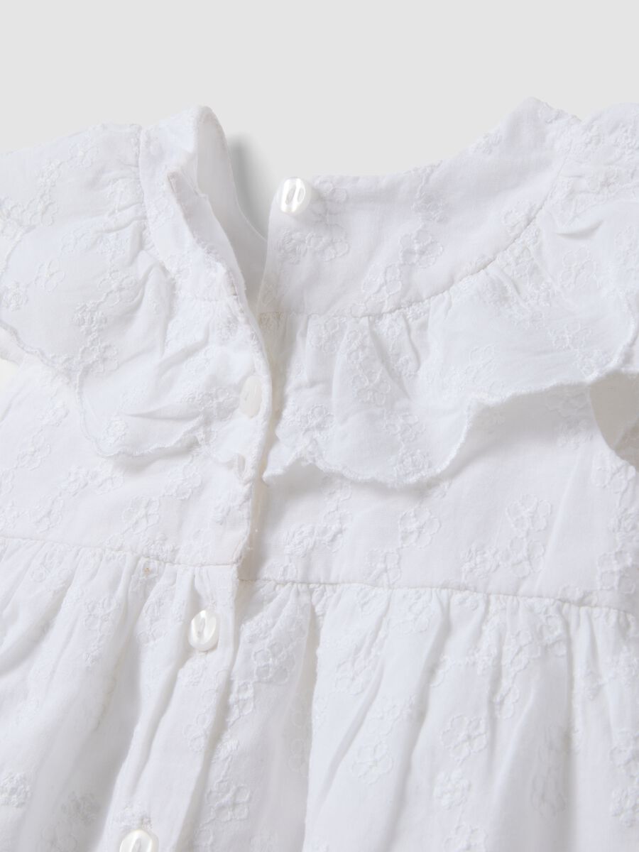 Conjunto blanco de algod&oacute;n puro con vestido y braguita cubrepa&ntilde;al_3