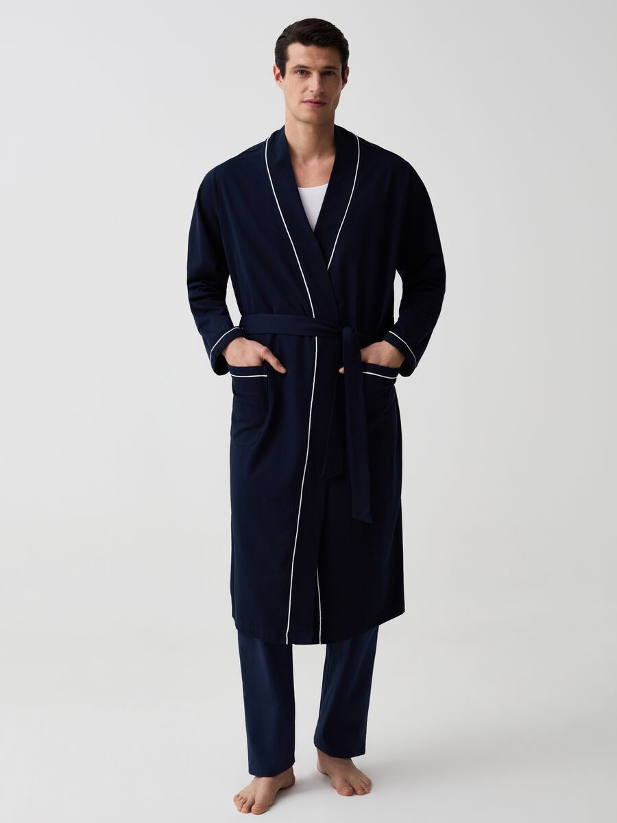 Long dressing gown with contrasting piping_2