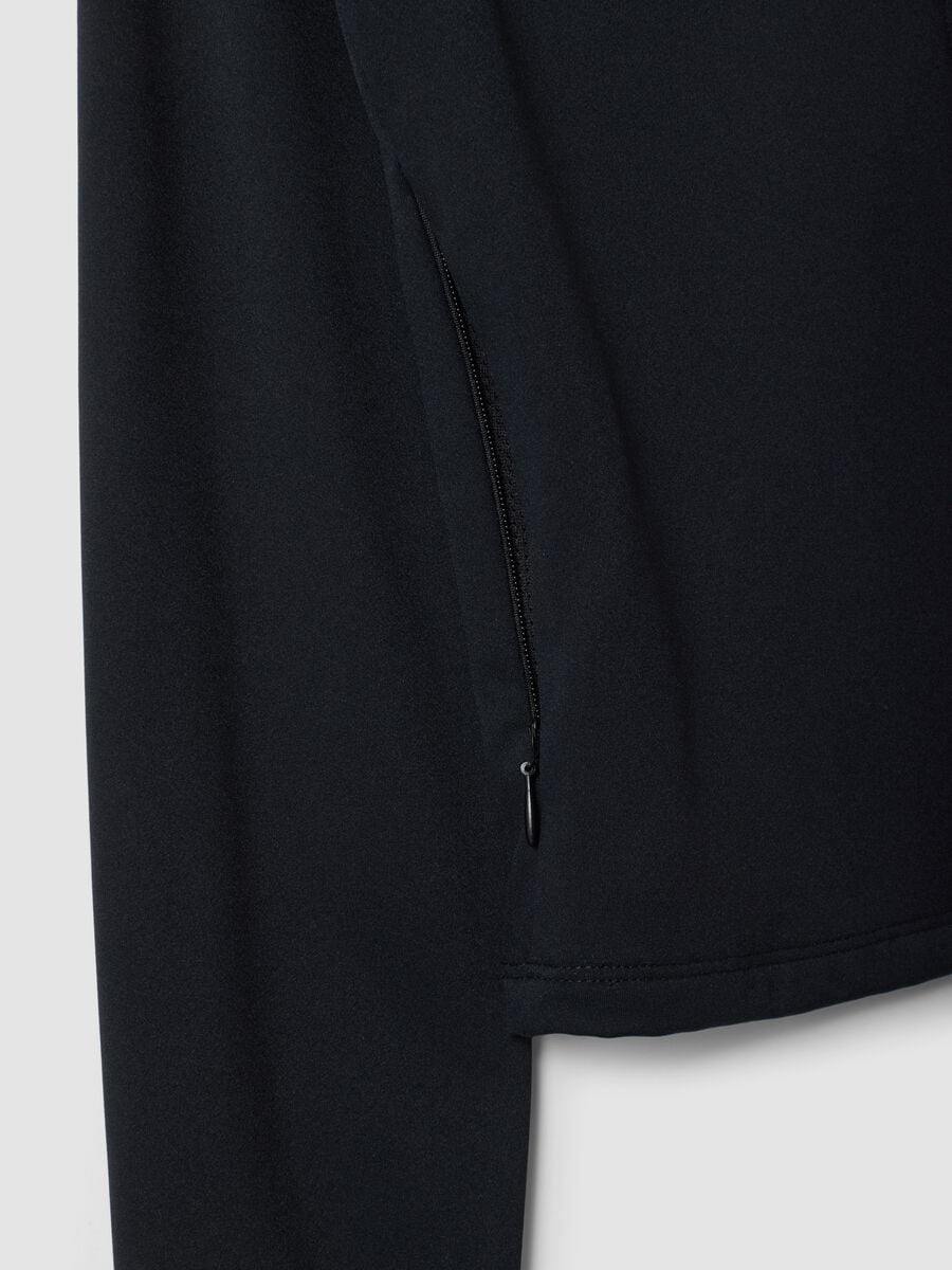 Black Fitted Full-Zip Yoga Hoodie_9