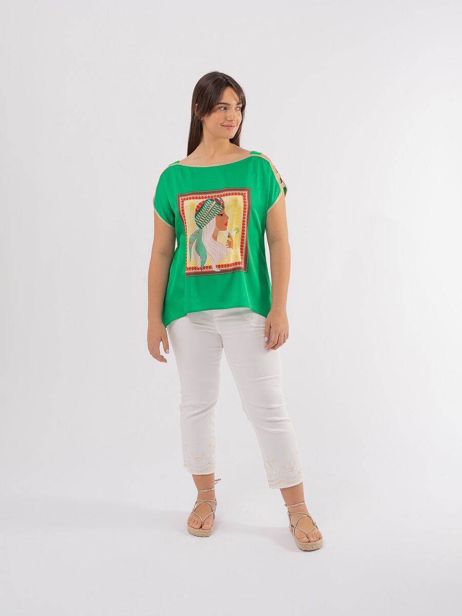 Curvy T-shirt with feminine face print_0