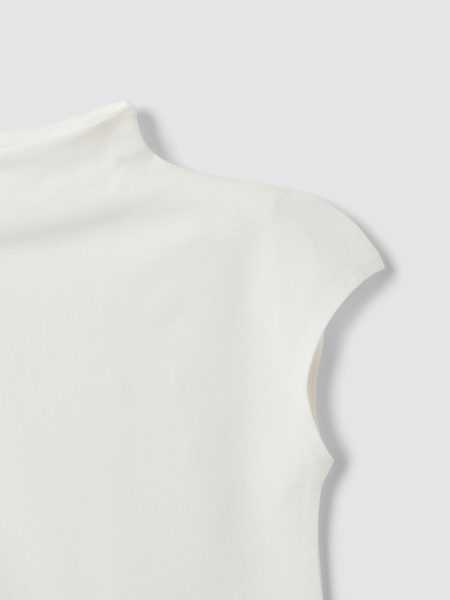 White fitted modal and stretch cotton T-shirt with high neck_1