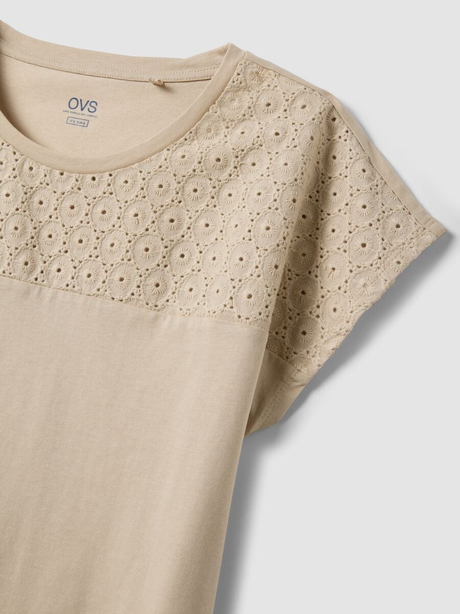 Beige pure cotton T-shirt with broderie anglaise_1