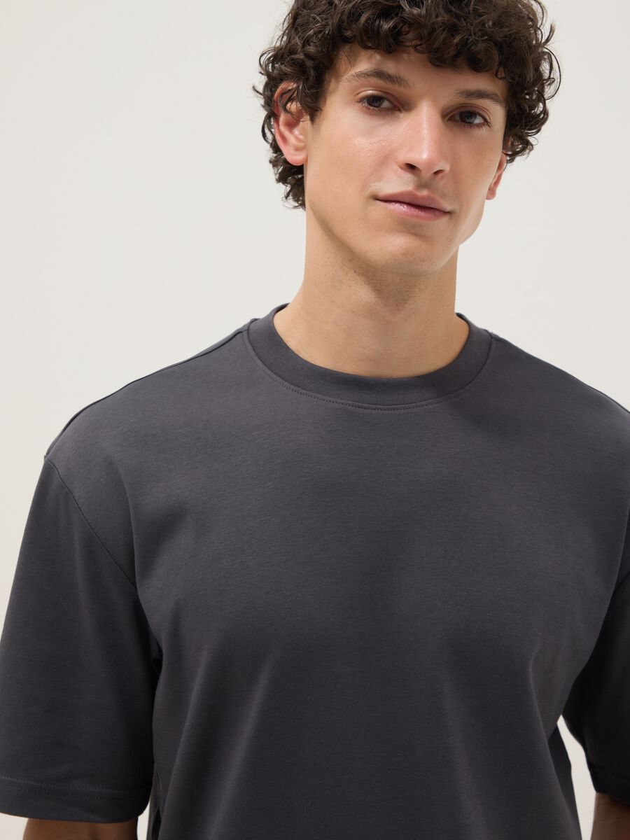 Grey pure cotton short-sleeve T-shirt in a relaxed fit_0