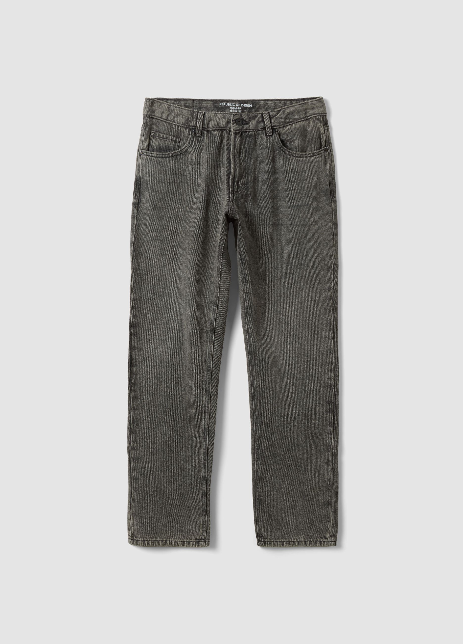 Graue Regular-Fit-Jeans aus Baumwoll-, Lyocell- und Viskosemix