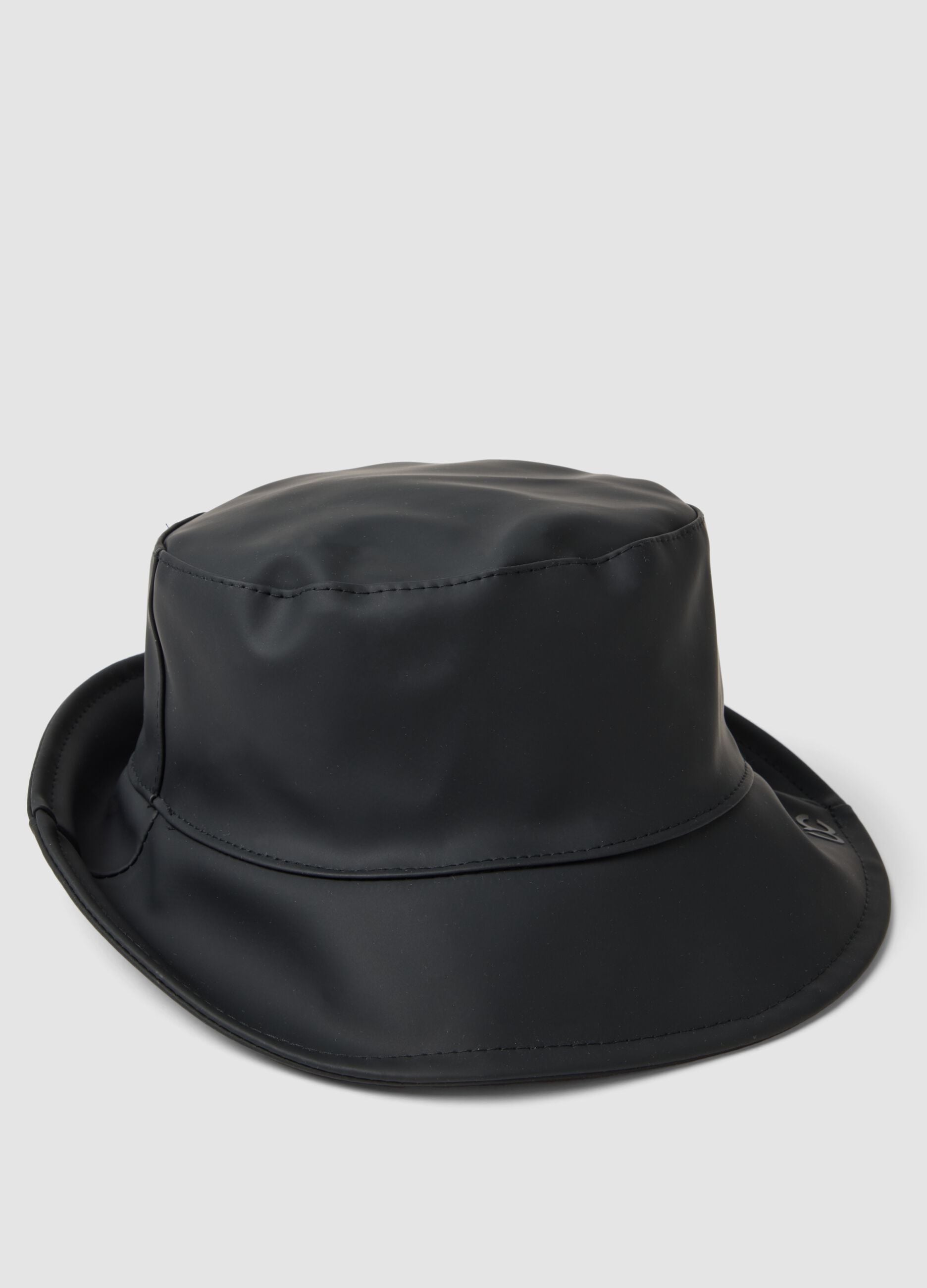 Chap&eacute;u bucket preto