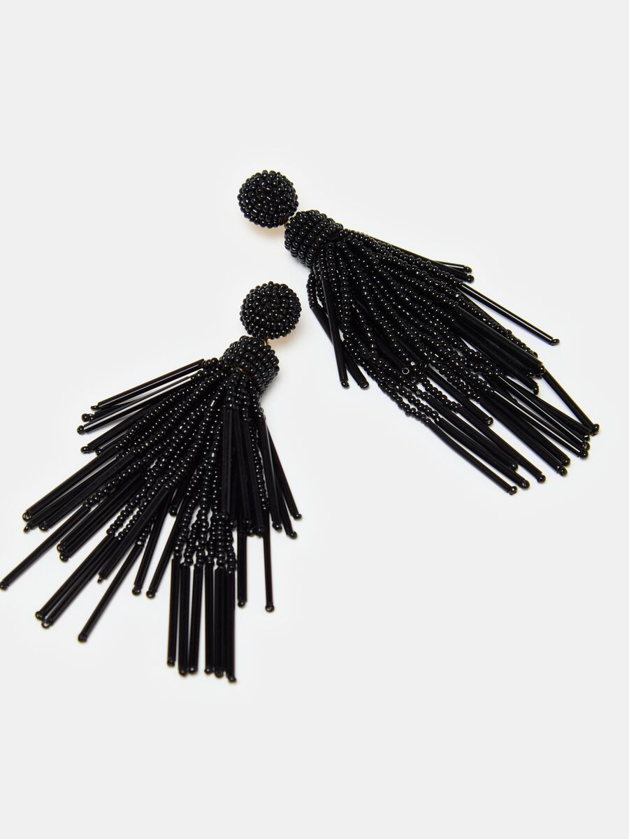 Pendant earrings with beads and fringing_1
