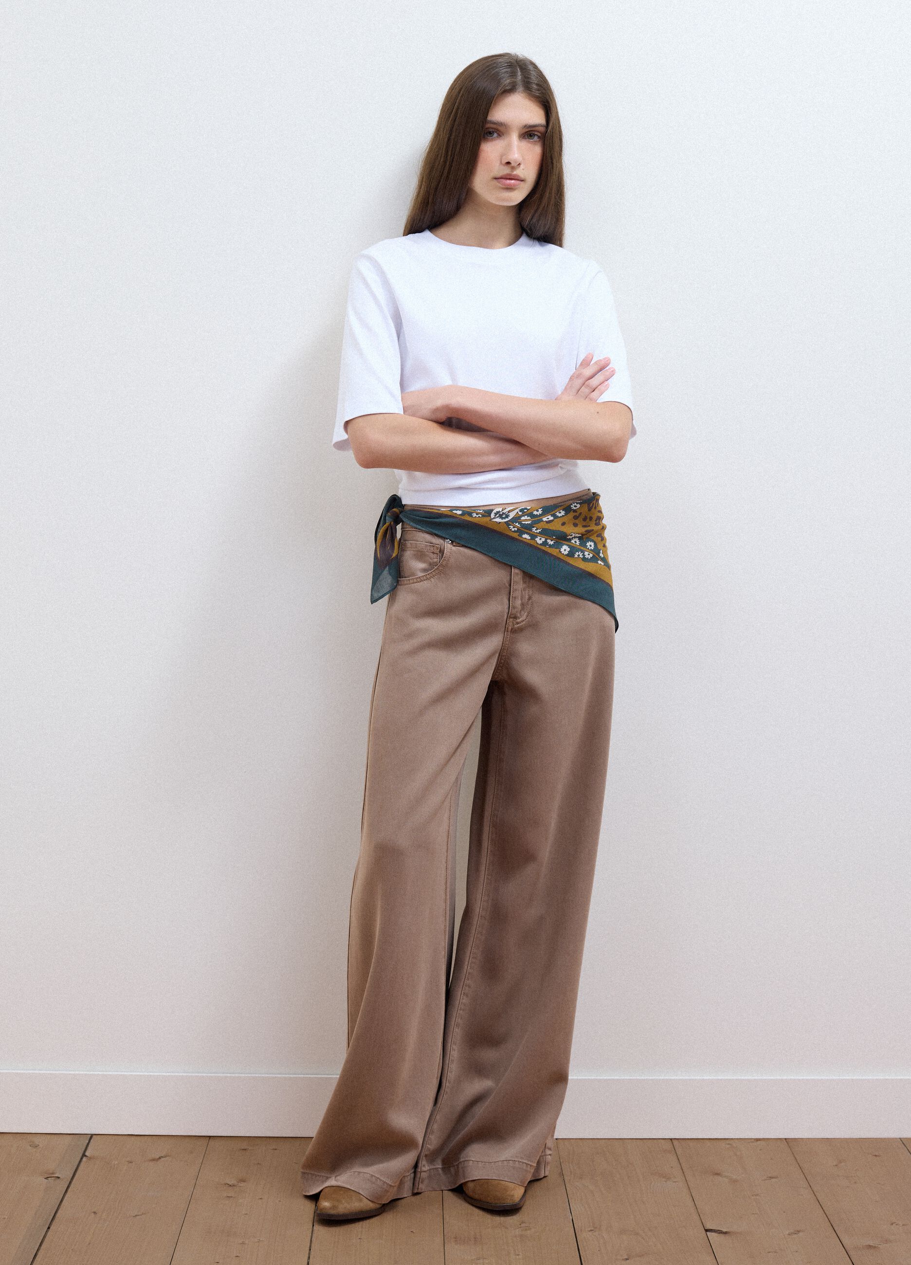 White boxy-fit T-shirt in cotton and viscose blend