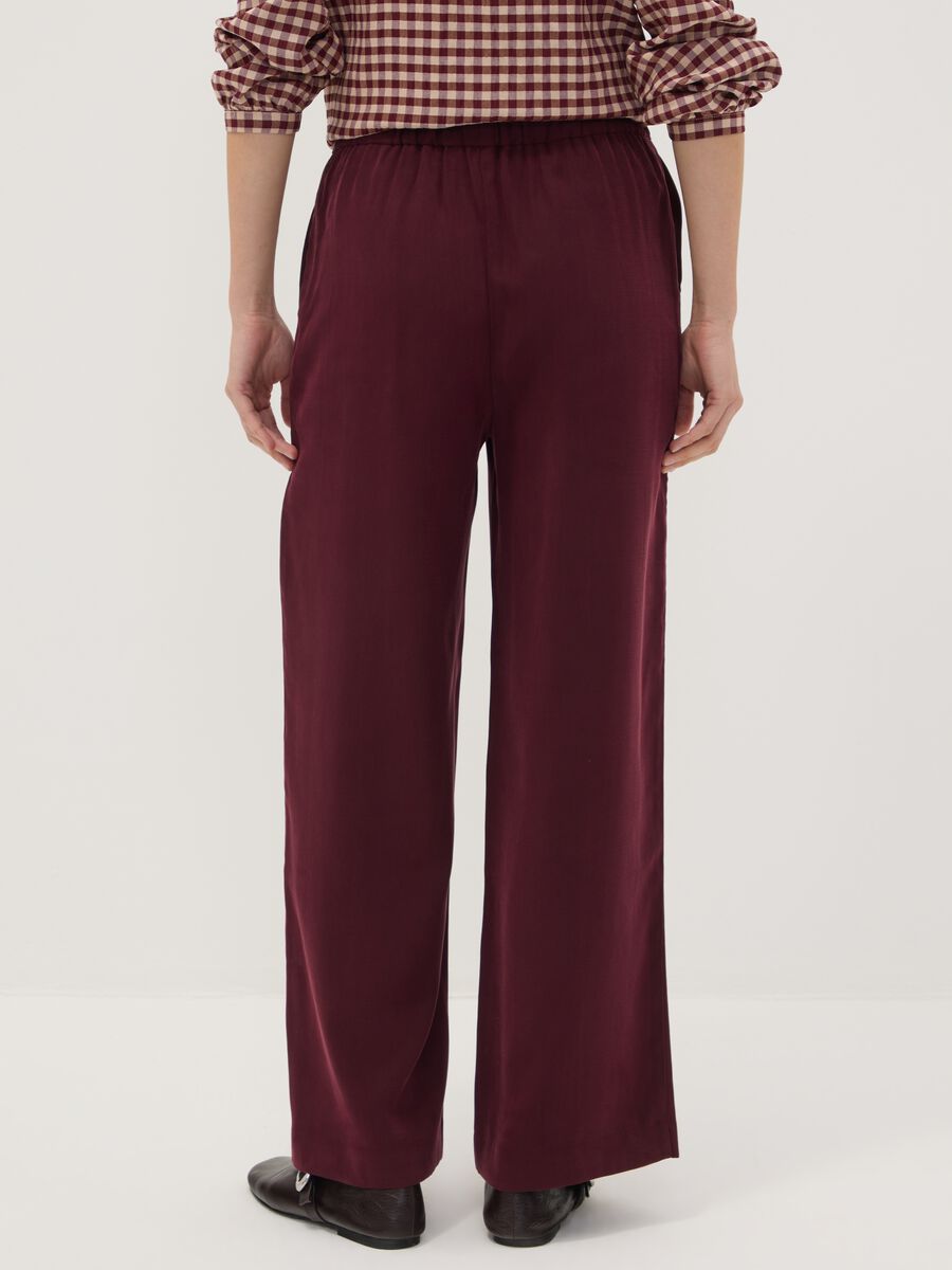 Red viscose-blend wide-leg joggers_2