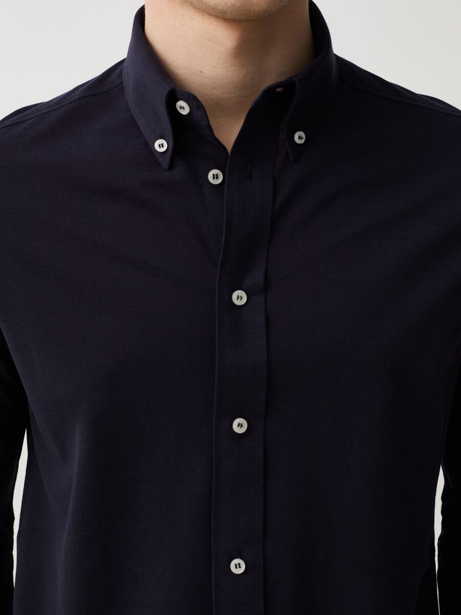 Camicia regular fit in maglia button-down_1