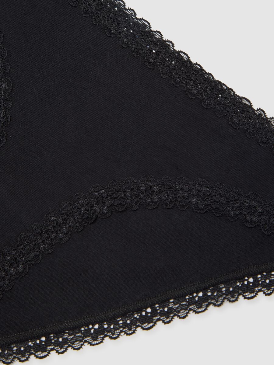 Black stretchy cotton briefs regular fit with lace_5