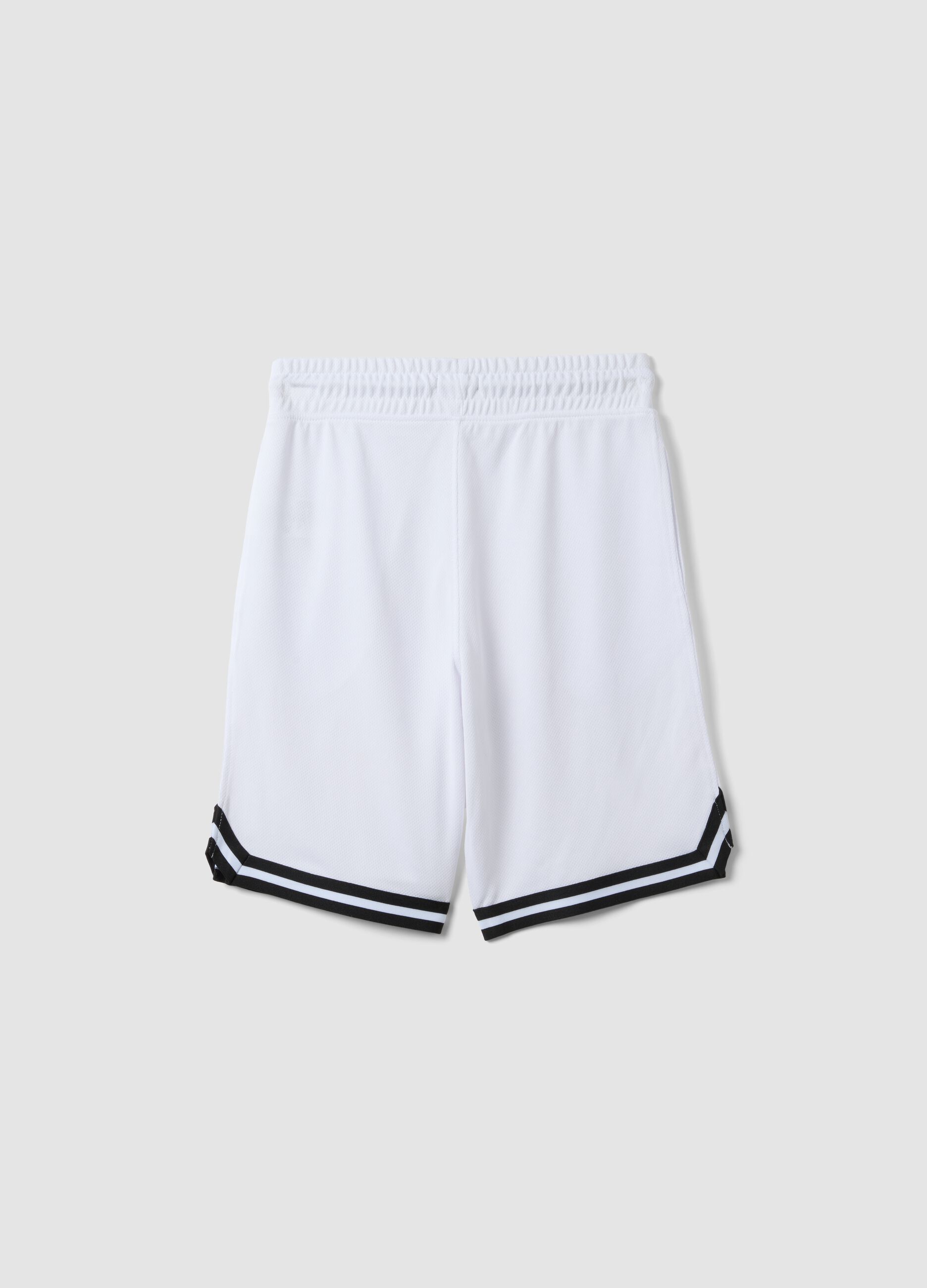 White shorts with elasticated waist