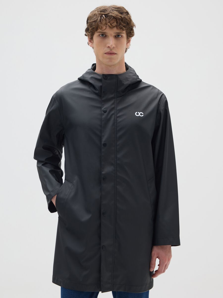 Black lightweight waterproof jacket regular fit_0