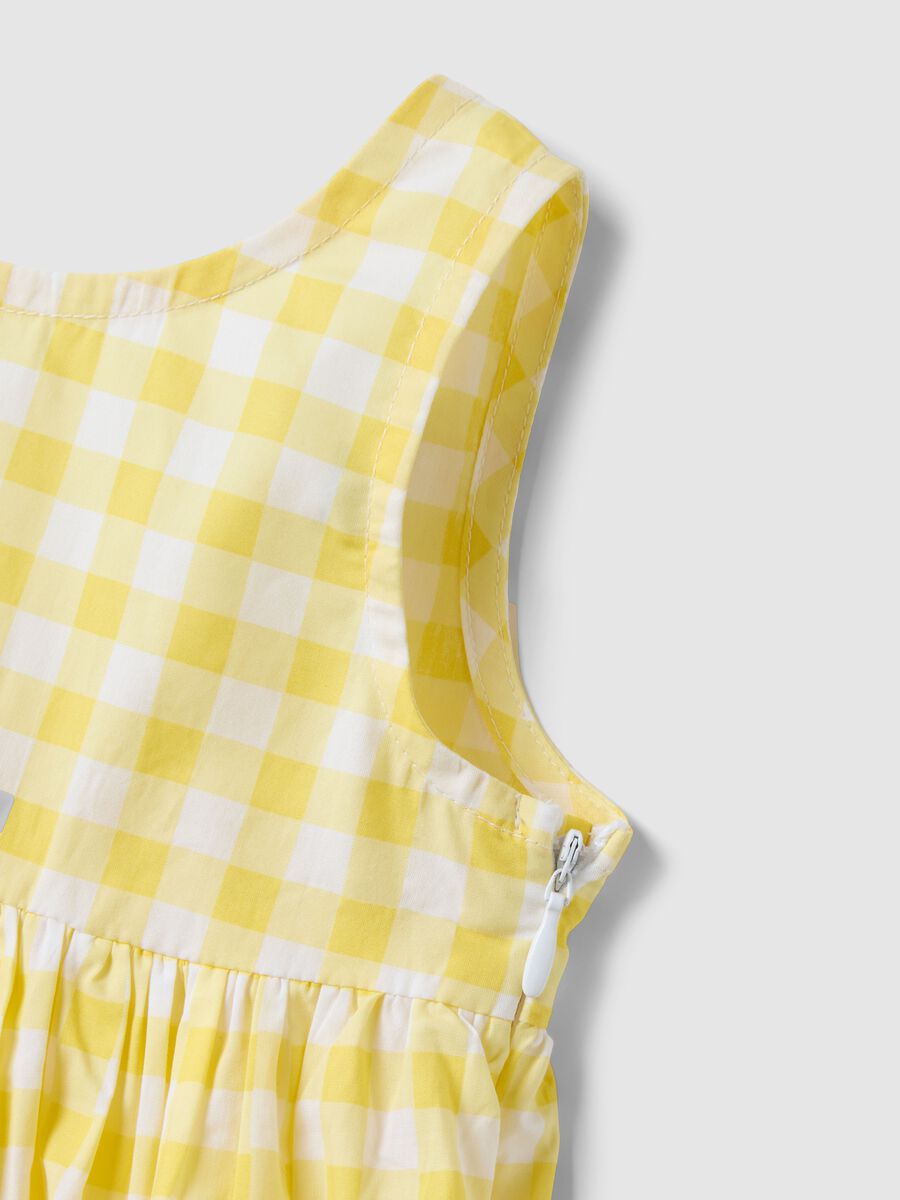Multicoloured check pure cotton dress for girls with regular fit_3
