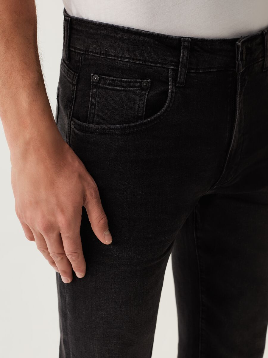 Regular-fit cross-hatch cotton jeans_3