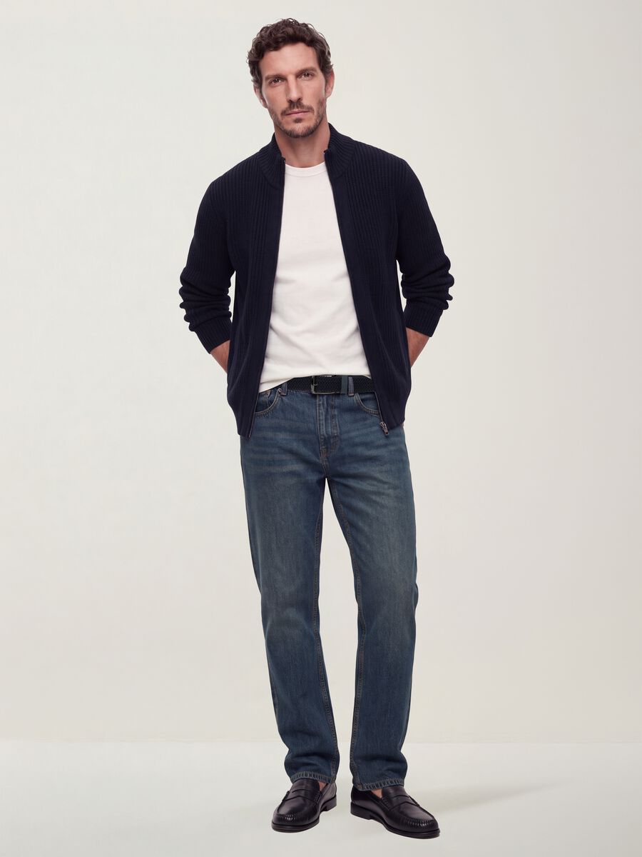 Cardigan azul-marinho em malha canelada com gola e fecho de correr, corte regular_1
