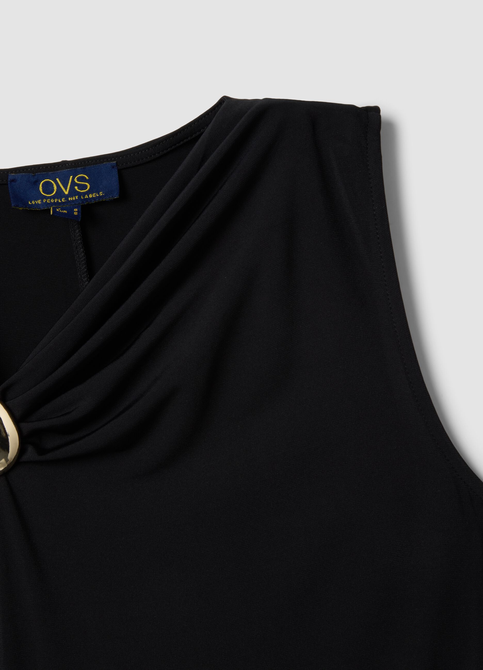 Black sleeveless stretch midi dress