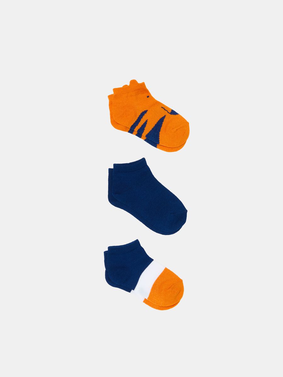 Three-pair pack short socks with tiger design_0