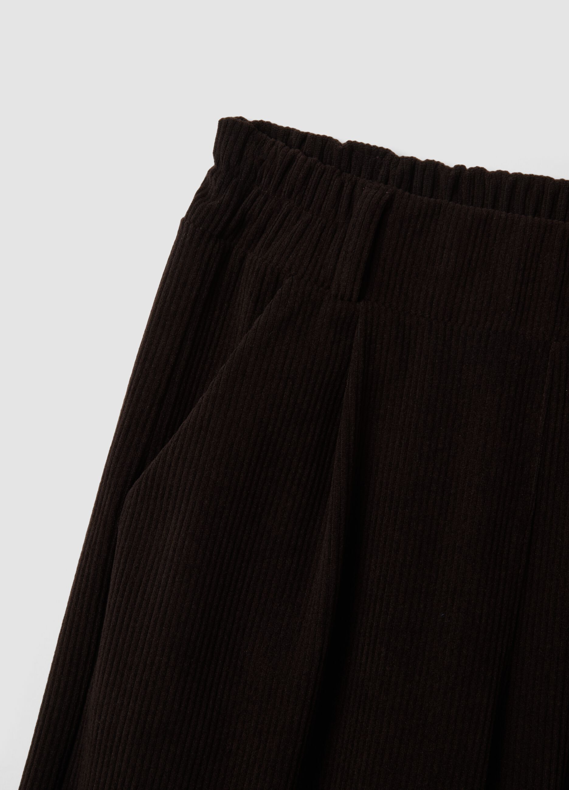 Braune Ripp-Hose mit weitem Bein, Regular Fit