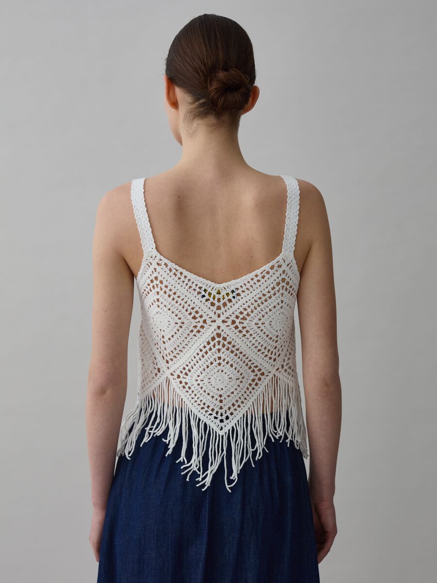 Crochet crop top with fringes_2