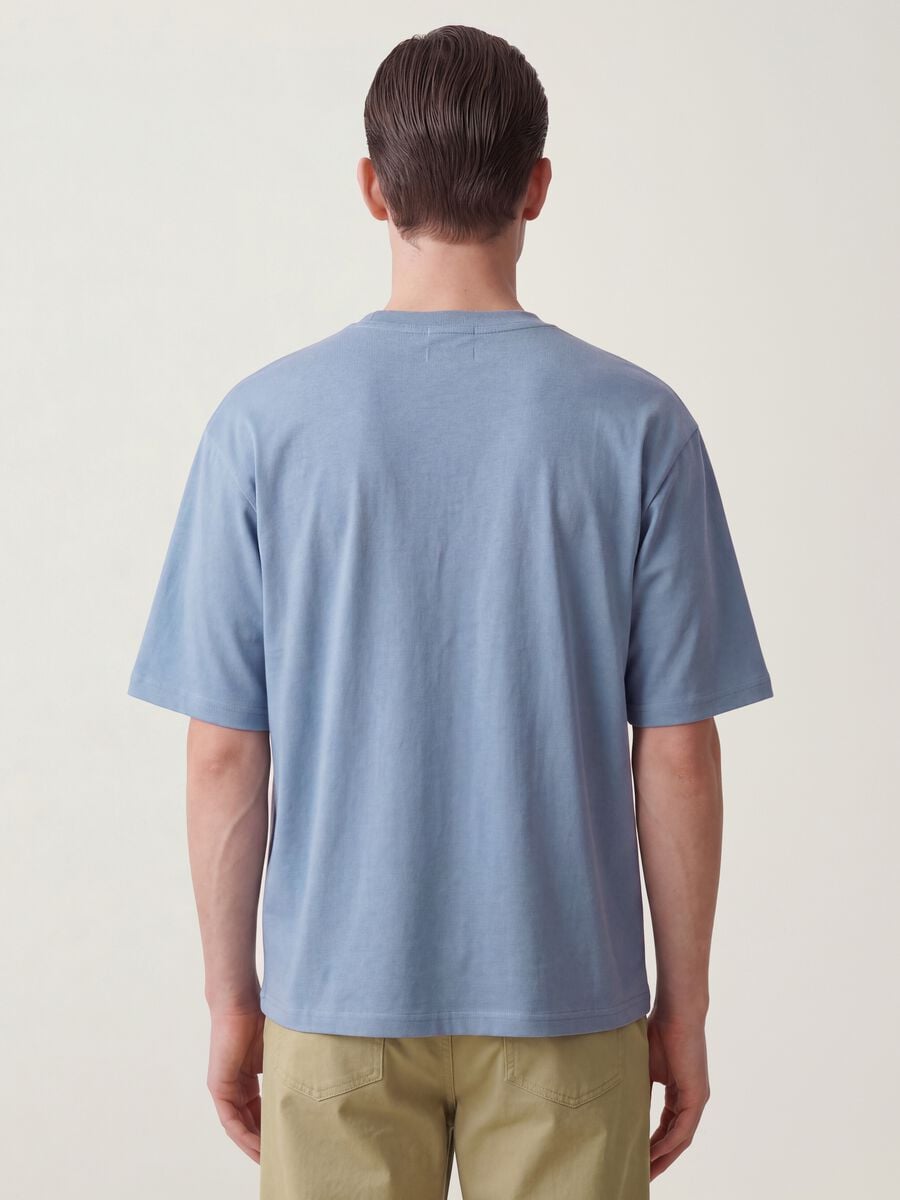 T-Shirt The Iconic Tee in Blau aus reiner Baumwolle, Kurzarm, Relaxed Fit_3