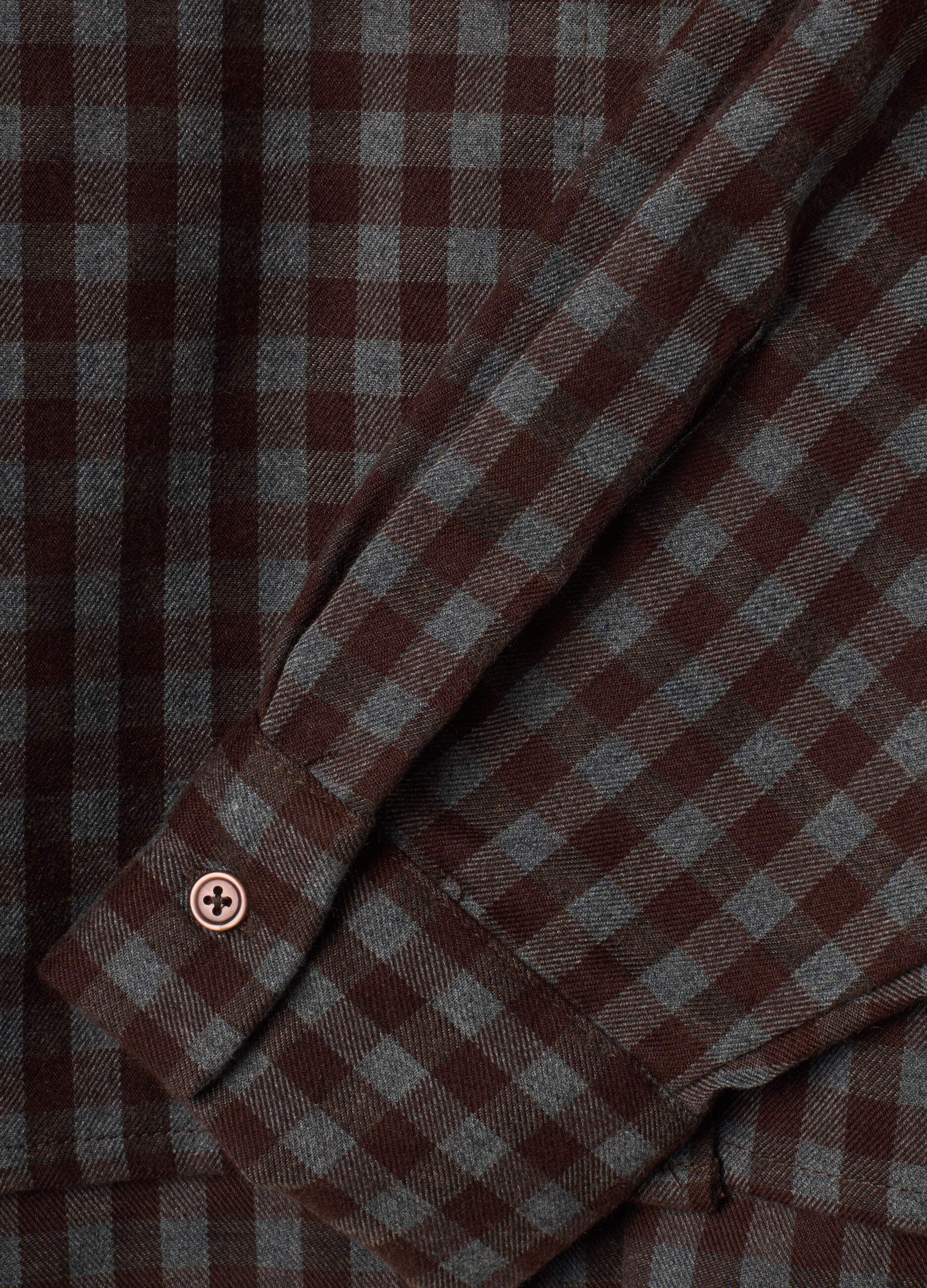 Camicia marrone a quadri in viscosa elasticizzata regular fit