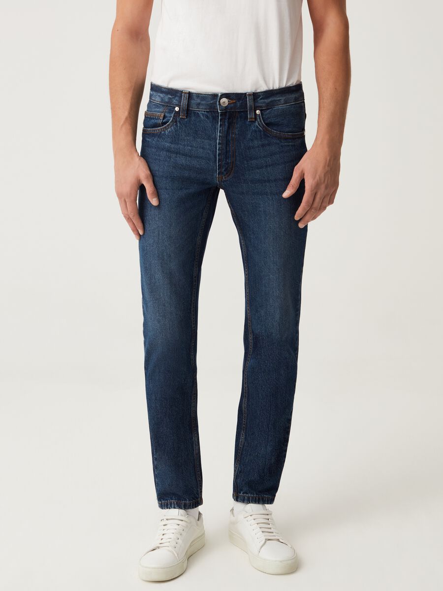 Slim-fit jeans with discolouring_1