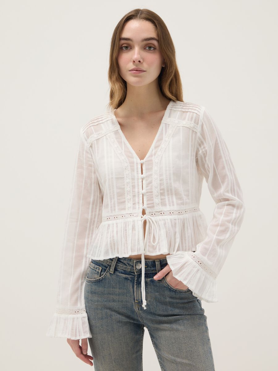 Wei&szlig;e transparente Baumwollbluse, Regular Fit mit R&uuml;schen_1