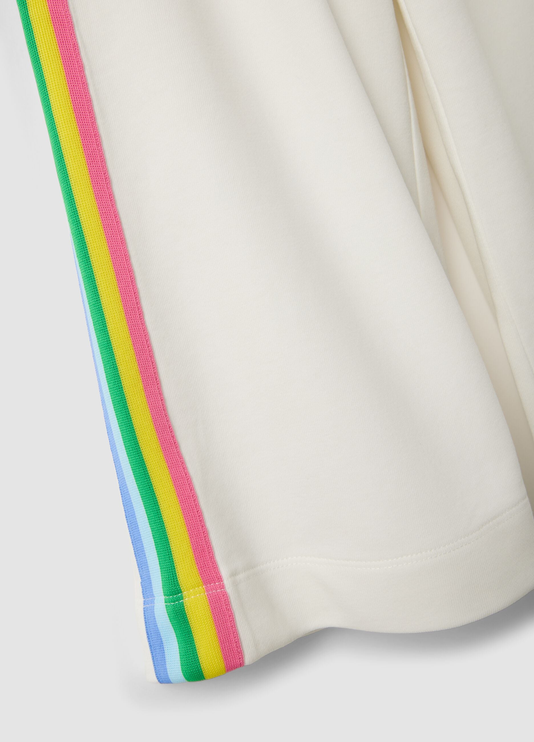 Pantaloni bianchi wide leg in misto cotone con profili arcobaleno
