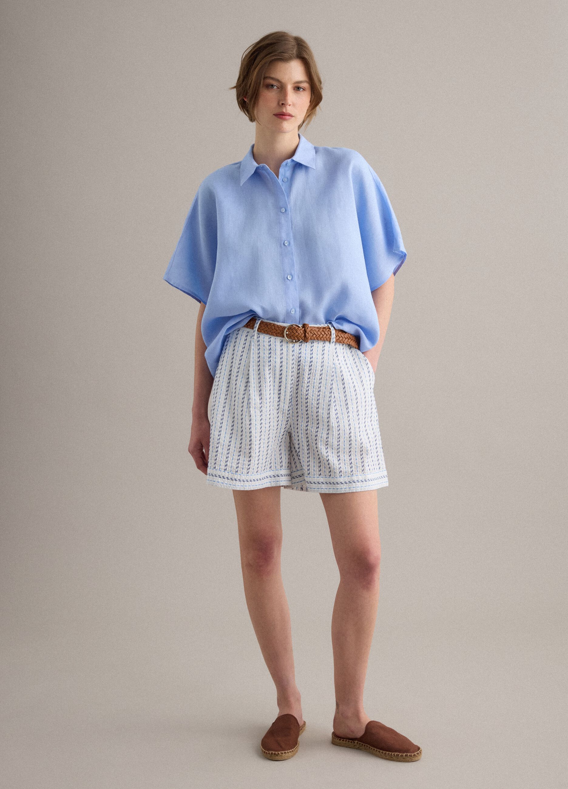 Camisa azul claro de lino puro regular fit