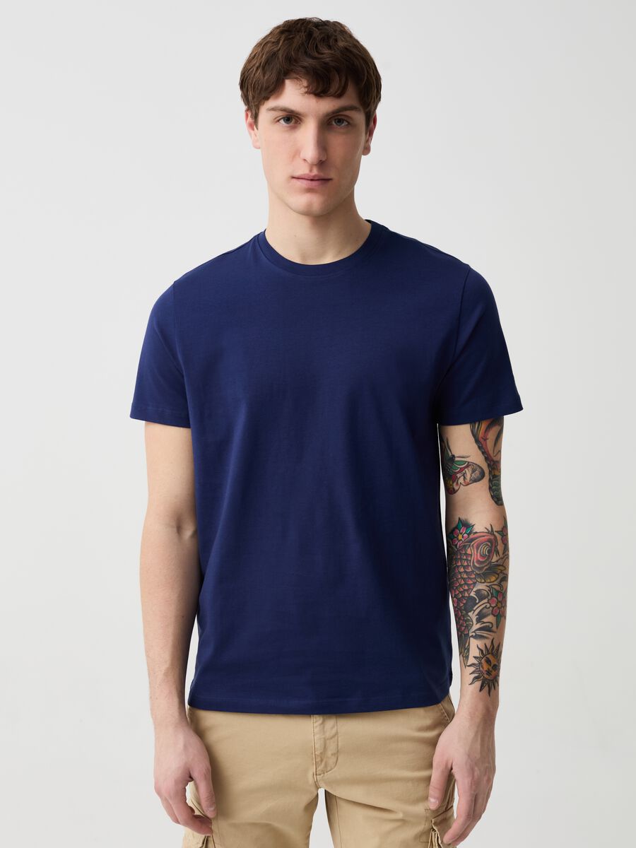 Camiseta de algodón orgánico con cuello redondo_1