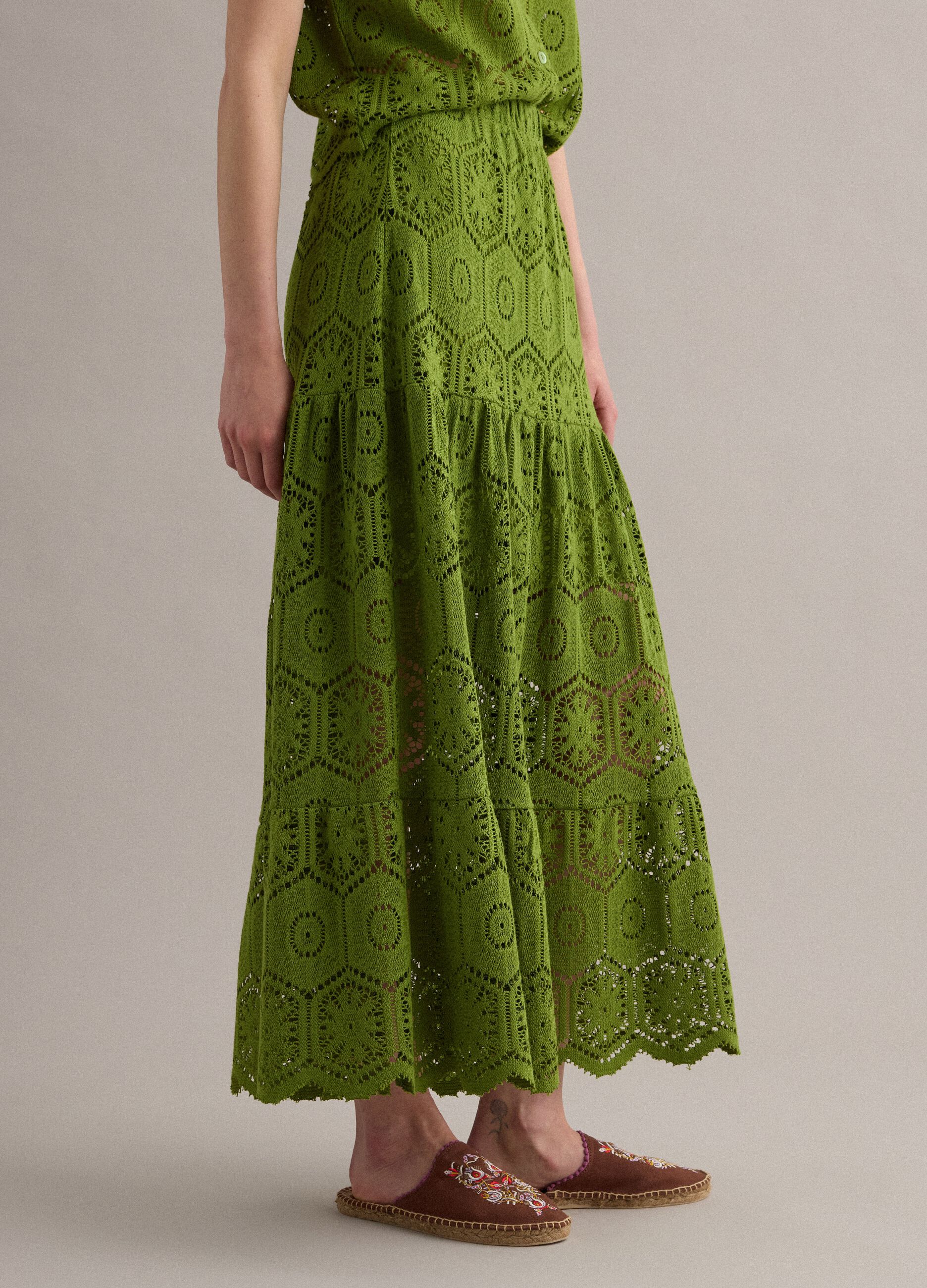 Falda larga verde con cintura el&aacute;stica