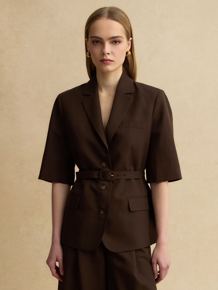 Brauner Blazer im Regular-Fit aus Lyocell- und Leinenmischung mit G&uuml;rtel_0