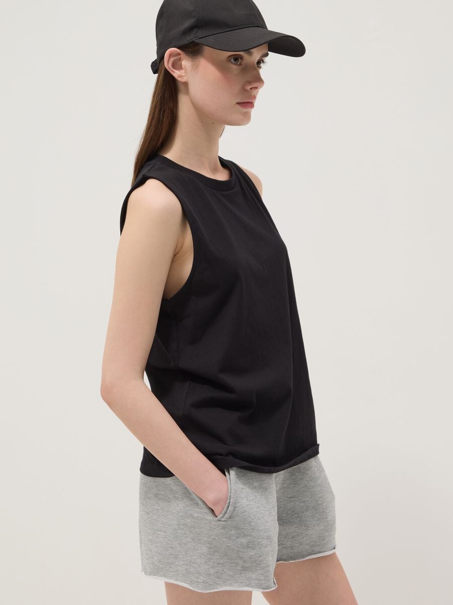 Schwarzes Tanktop aus reiner Baumwolle_1