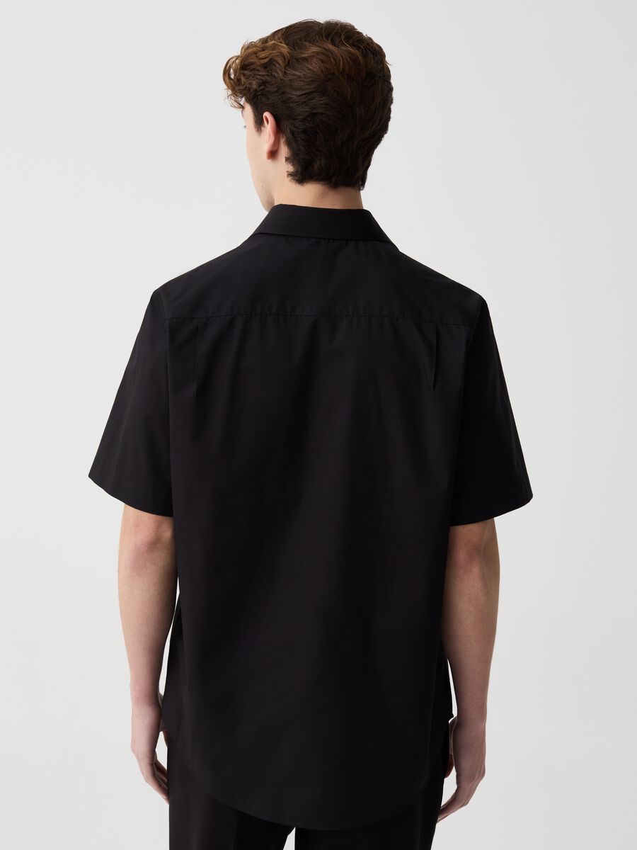 Short-sleeved regular-fit shirt with pocket_2