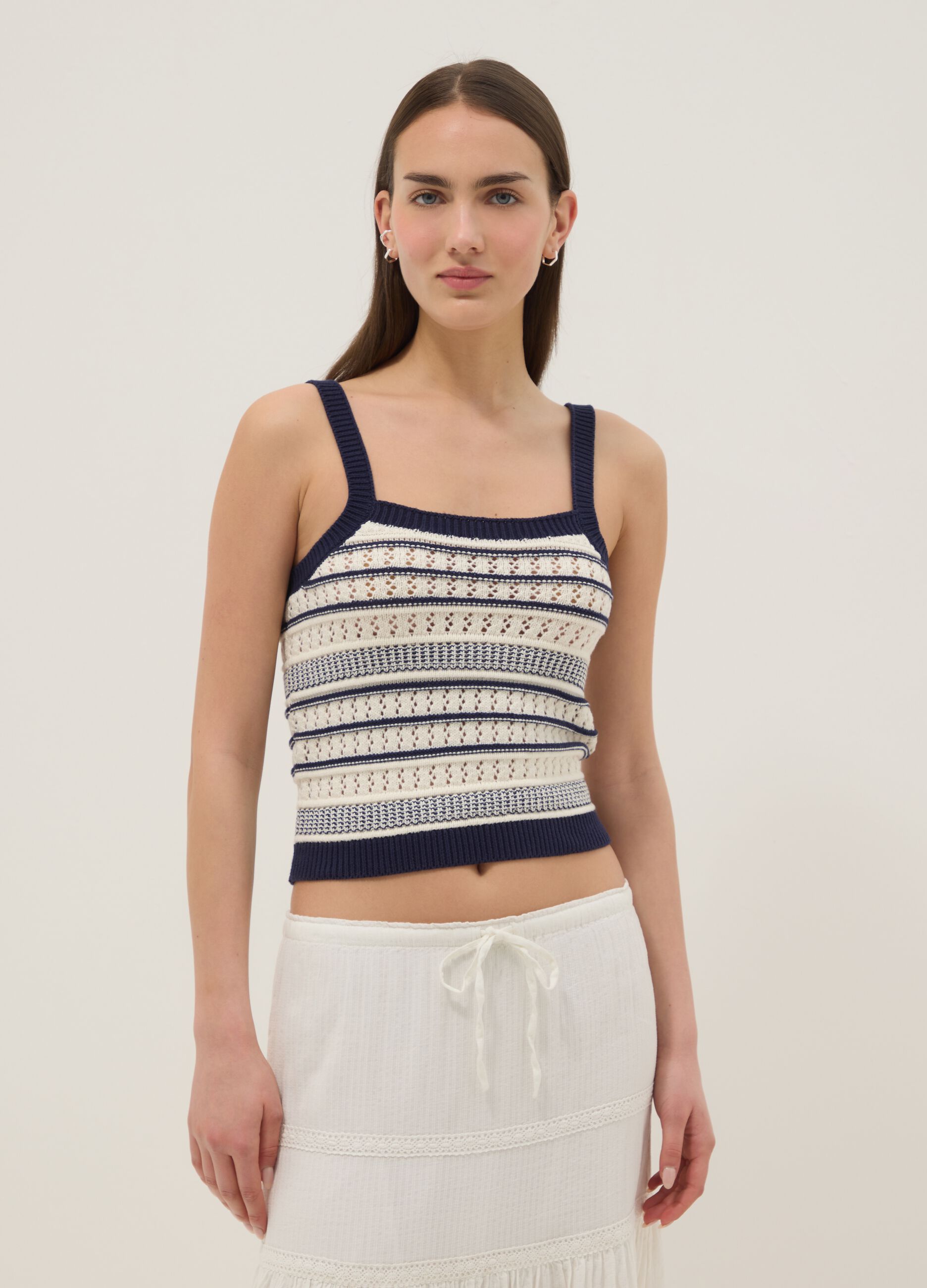 Tailliertes, mehrfarbig gestreiftes Top aus reiner Baumwolle mit d&uuml;nnen Tr&auml;gern