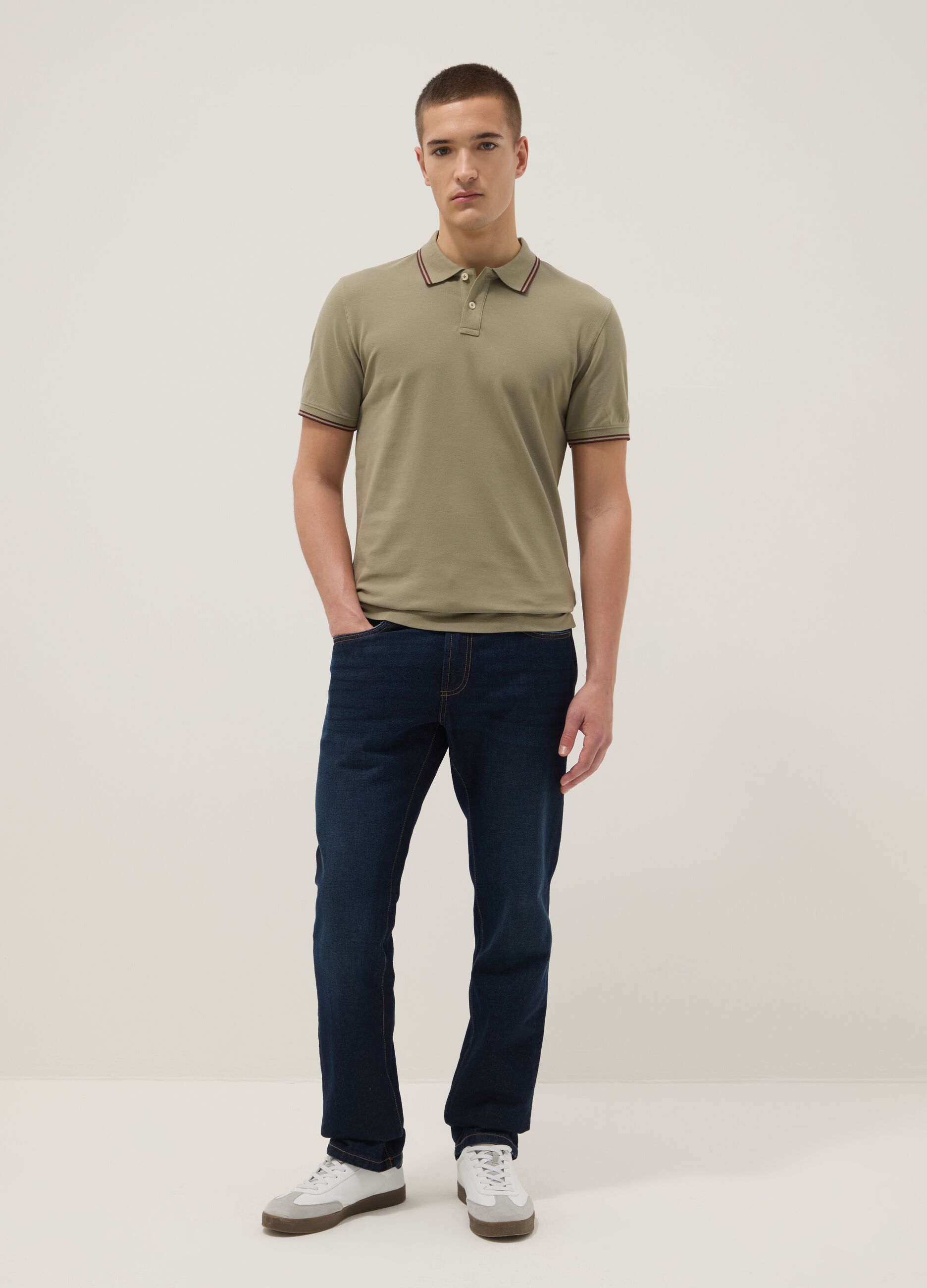 Gr&uuml;nes Poloshirt aus Stretch-Baumwolle, Regular Fit